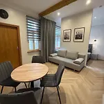 Apartment Jon's *