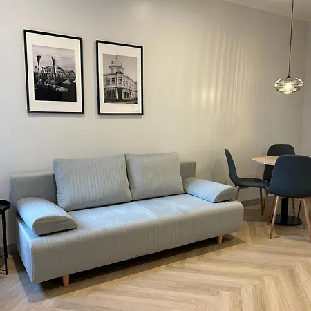 Jon's Apartment *