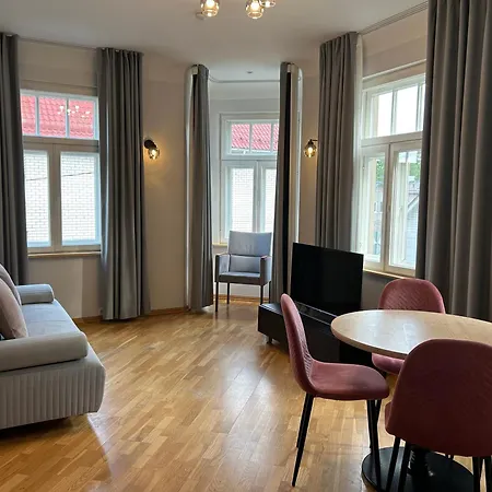Jon's * Pärnu